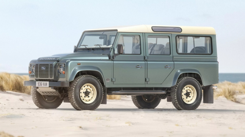 Land Rover добавил современных технологий классическому Defender V8