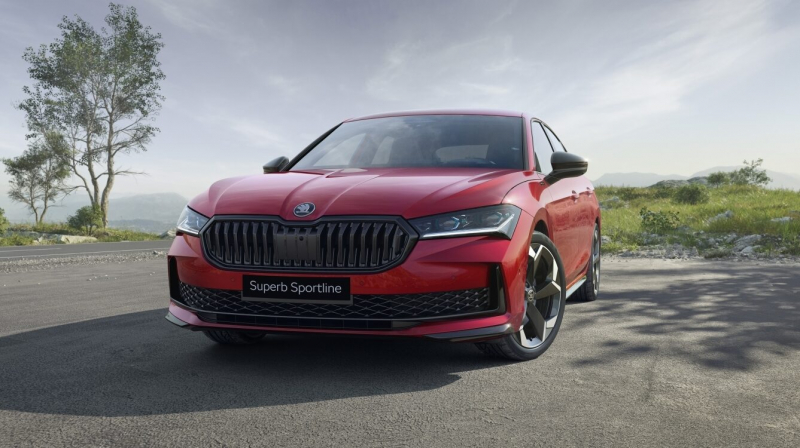 Новый Skoda Superb получил спортивную версию. Подробности и фото