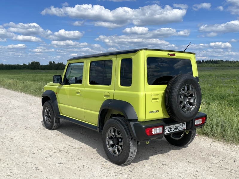 Сердечный выбор: тест-драйв пятидверного Suzuki Jimny