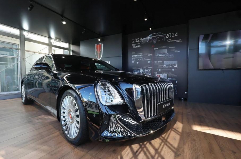 Hongqi привезет в Россию конкурента Mercedes-Maybach S-Class