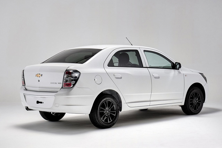 Старому Chevrolet Cobalt добавили стиля. Анонсирован Chevrolet Cobalt Midnight