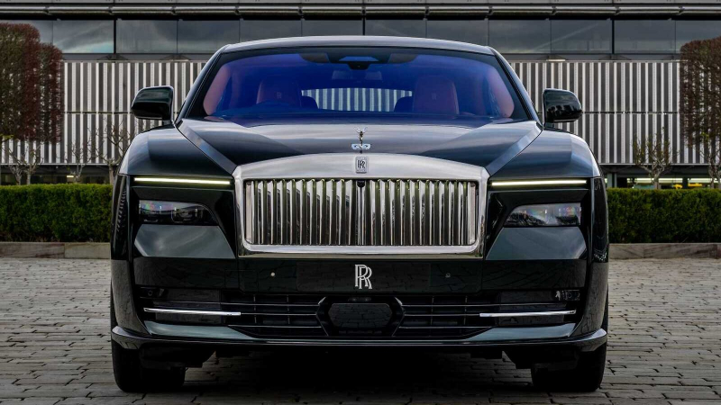 Rolls-Royce построил эксклюзивное купе для супружеской пары. Чем он интересен