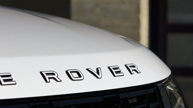 Range Rover Sport получил новую «зимнюю» версию. Как она выглядит