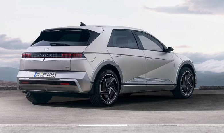 Пока другие только пытаются, Hyundai уже устанавливает практически вечную батарею в свои электромобили: Hyundai Ioniq 5 проехал 580 000 км, емкость батареи составила 87,7%