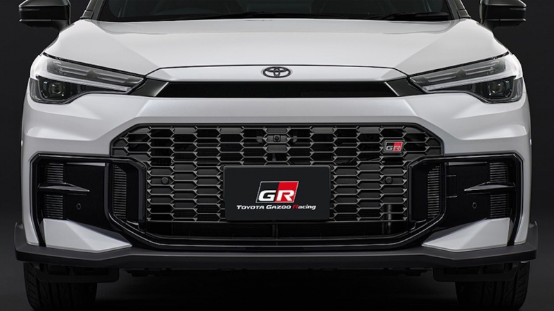 Представлен новый «заряженный» кроссовер Toyota, который стоит дешевле спортивной «Весты»