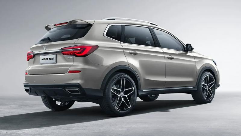 В России официально появился новый кроссовер класса Volkswagen Tiguan и Toyota RAV4