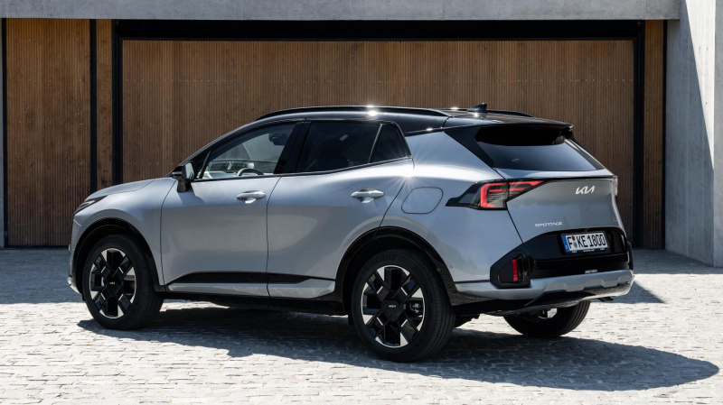 Обновился любимый кроссовер Kia россиян. Как он изменился