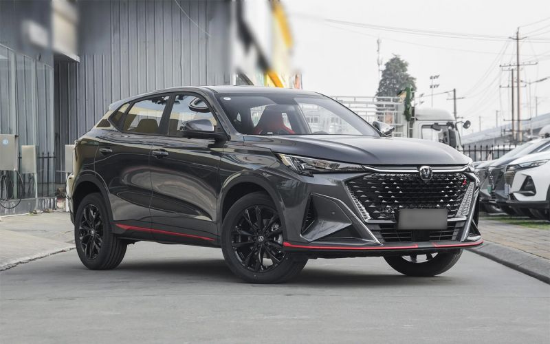 «Москвич 8», новые опции Lada и повышение пошлин. Главное за неделю