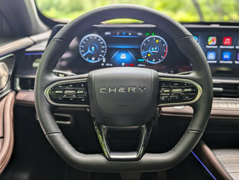 Идеальное равновесие: тест-драйв кроссовера Chery Tiggo 7L с полным приводом