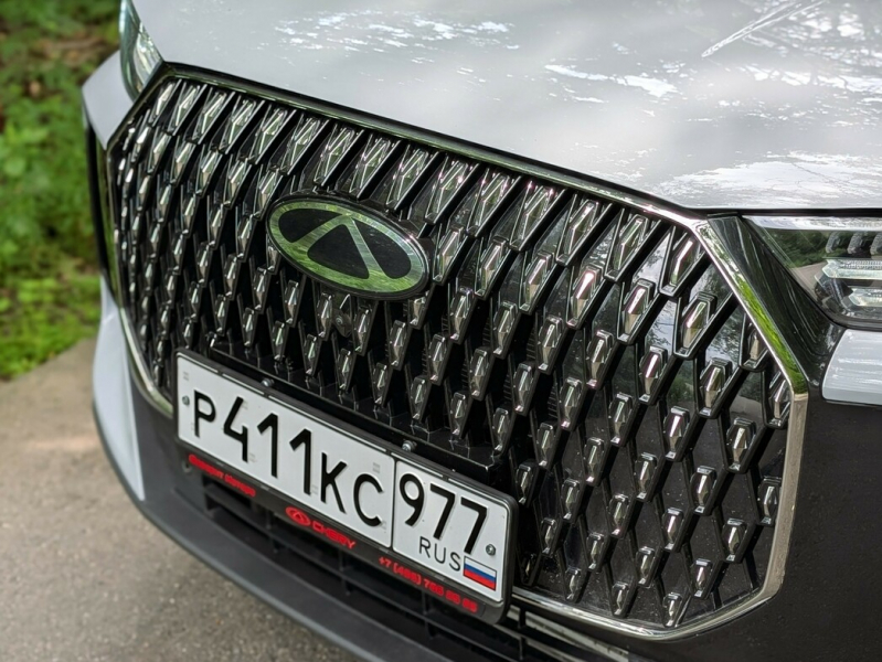 Идеальное равновесие: тест-драйв кроссовера Chery Tiggo 7L с полным приводом