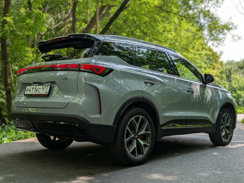 Идеальное равновесие: тест-драйв кроссовера Chery Tiggo 7L с полным приводом