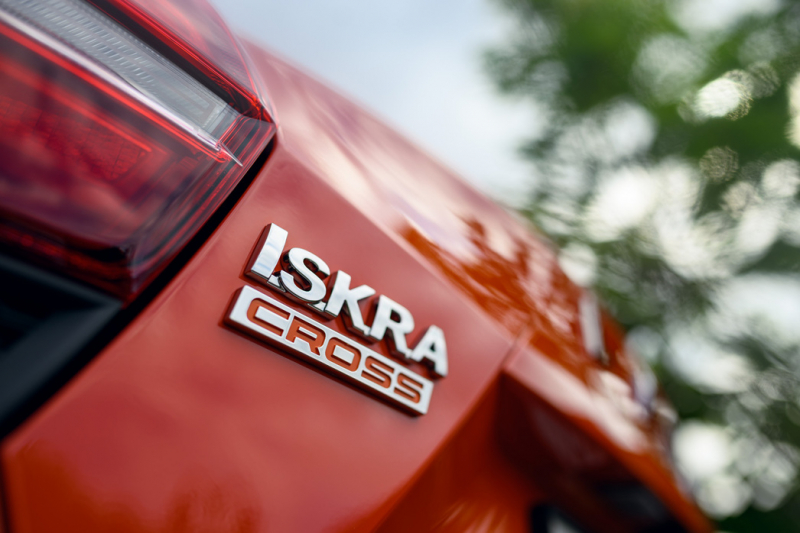 Первый тест-драйв LADA Iskra: удалось ли АВТОВАЗу высечь искру
