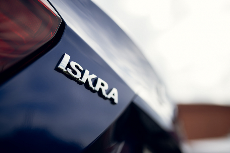Первый тест-драйв LADA Iskra: удалось ли АВТОВАЗу высечь искру