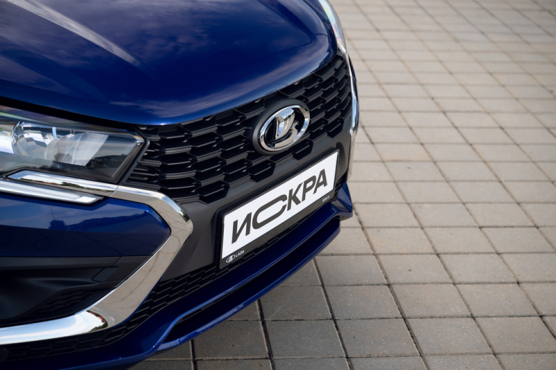 Первый тест-драйв LADA Iskra: удалось ли АВТОВАЗу высечь искру