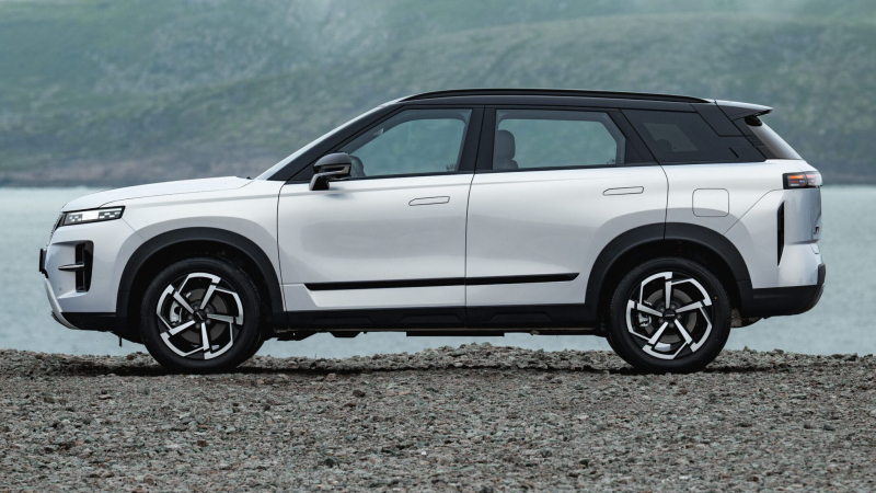 С дизайном от Land Rover: самый популярный кроссовер Jaecoo получит новую версию в России