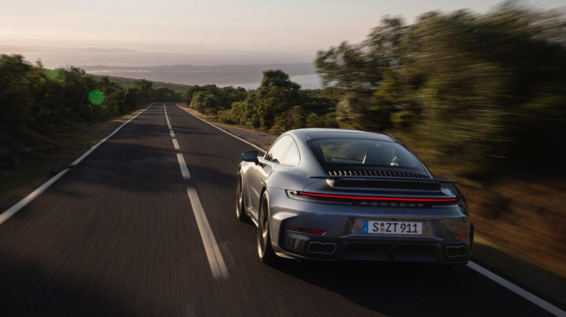 Porsche представил самый мощный 911-й в истории. Сколько в нем «лошадей»