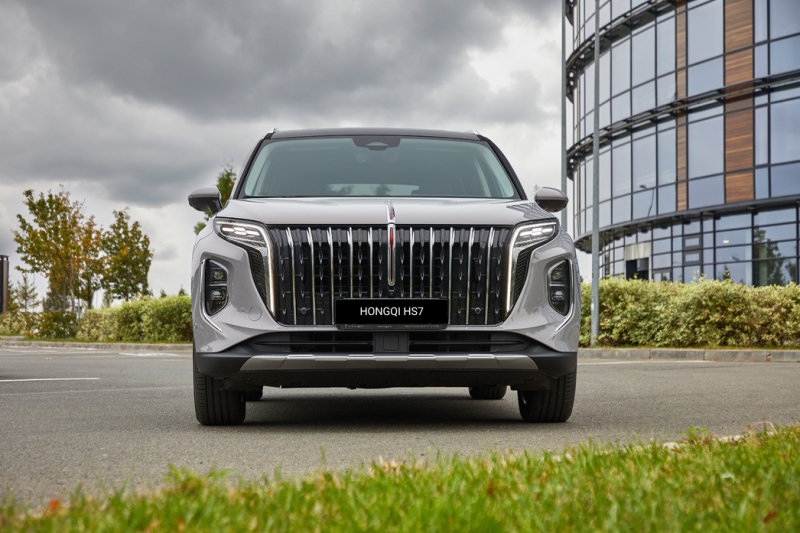 Мое почтение: тест-драйв полноразмерного кроссовера Hongqi HS7