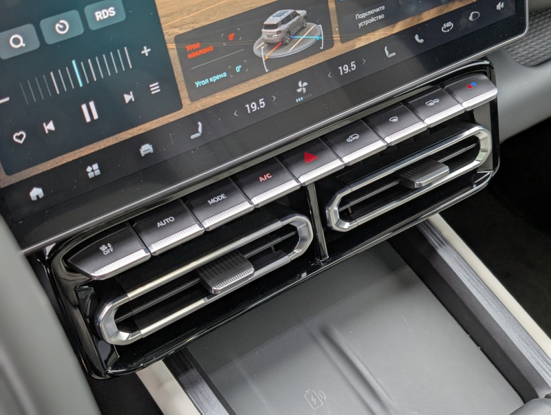 Не близнецы, но двойняшки: тест-драйв городского брутала Jetour T1