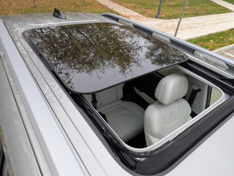 Не близнецы, но двойняшки: тест-драйв городского брутала Jetour T1