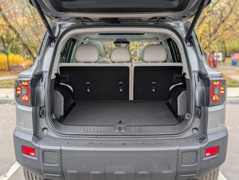 Не близнецы, но двойняшки: тест-драйв городского брутала Jetour T1