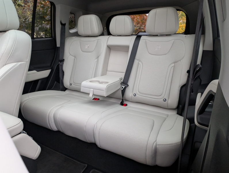 Не близнецы, но двойняшки: тест-драйв городского брутала Jetour T1