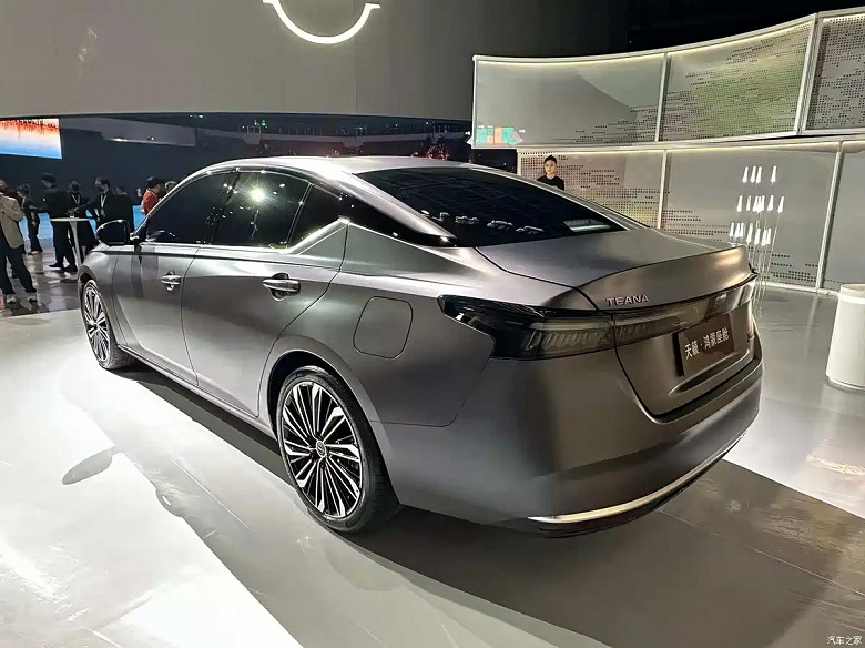 Стартовало производство нового Nissan Teana — на этот раз с технологиями Huawei