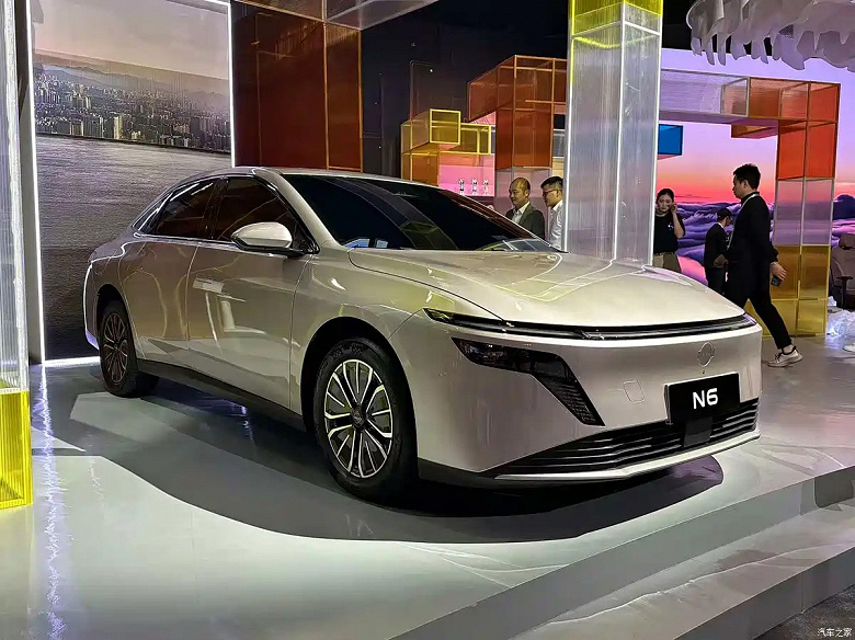 Стартовало производство нового Nissan Teana — на этот раз с технологиями Huawei