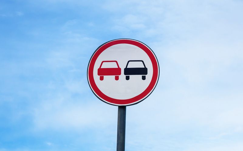 В эти «ловушки» попадают даже опытные водители. Как избежать штрафов