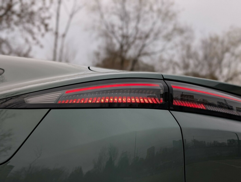 Эх, прохвачу: тест-драйв гибрида Exeed Exlantix ES