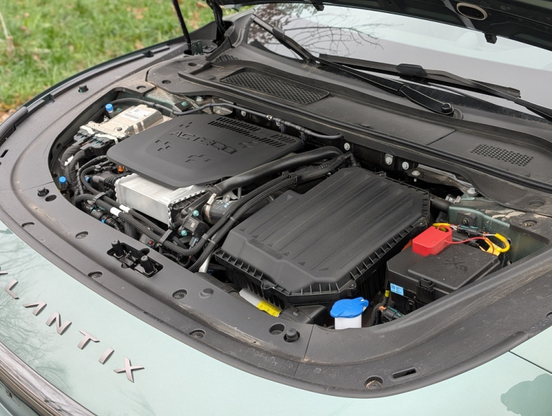 Эх, прохвачу: тест-драйв гибрида Exeed Exlantix ES