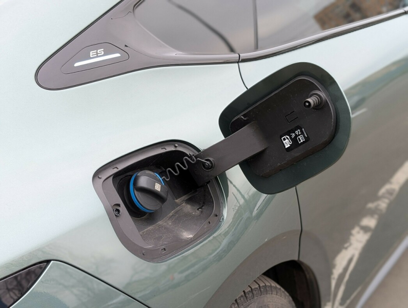 Эх, прохвачу: тест-драйв гибрида Exeed Exlantix ES