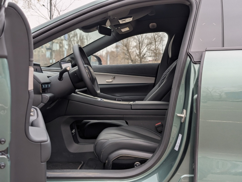 Эх, прохвачу: тест-драйв гибрида Exeed Exlantix ES