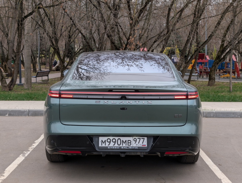 Эх, прохвачу: тест-драйв гибрида Exeed Exlantix ES