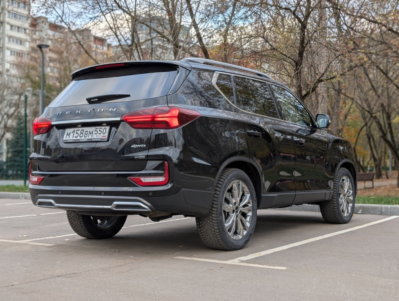 Машина времени: тест-драйв внедорожника KGM Rexton