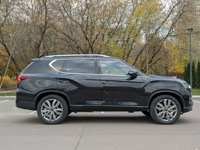 Машина времени: тест-драйв внедорожника KGM Rexton