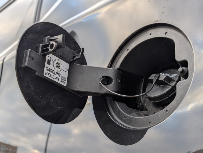 Машина времени: тест-драйв внедорожника KGM Rexton