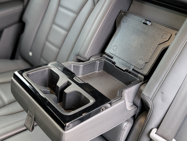 Машина времени: тест-драйв внедорожника KGM Rexton