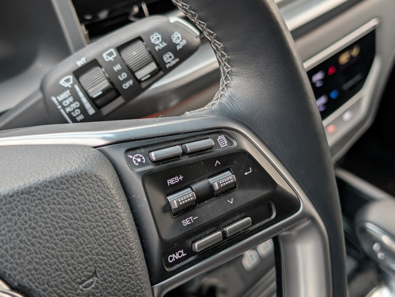 Машина времени: тест-драйв внедорожника KGM Rexton