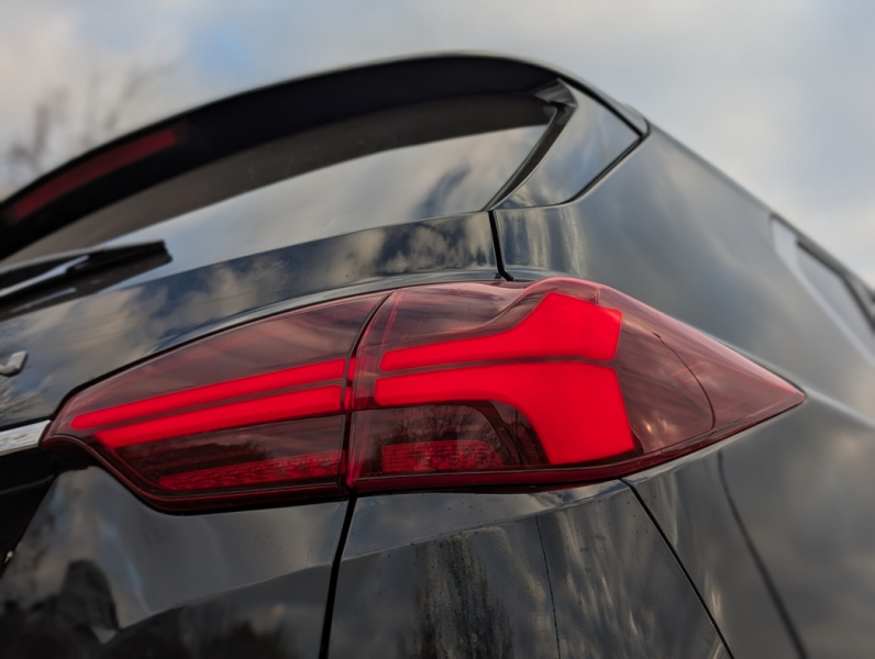 Машина времени: тест-драйв внедорожника KGM Rexton