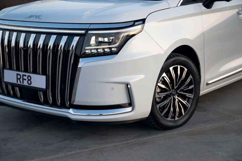 Добро пожаловать в&nbsp;RF: тест-драйв самого доступного минивэна JAC RF8