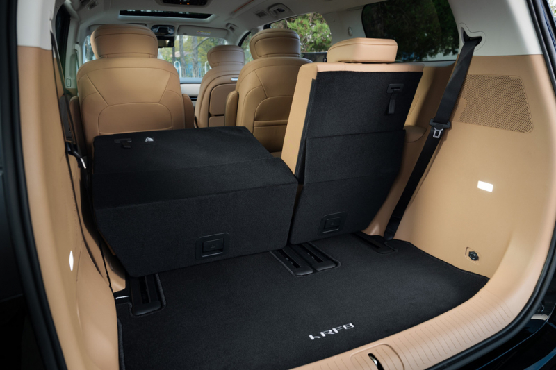 Добро пожаловать в&nbsp;RF: тест-драйв самого доступного минивэна JAC RF8