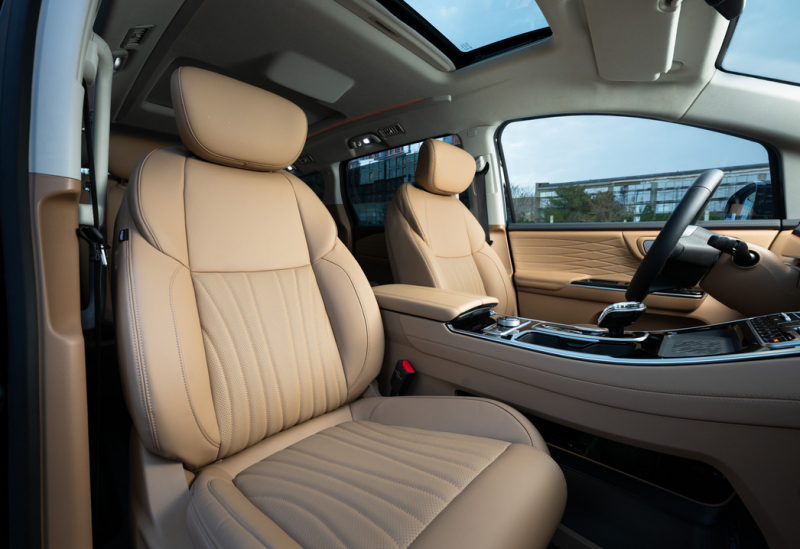 Добро пожаловать в&nbsp;RF: тест-драйв самого доступного минивэна JAC RF8