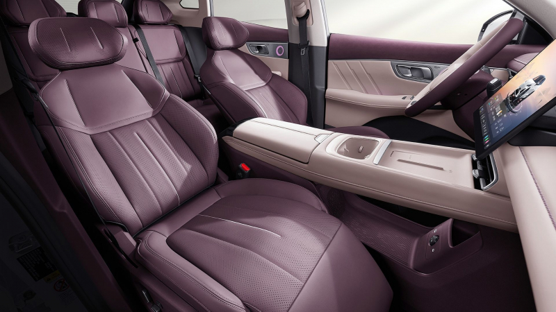 Представлен новый технологичный кроссовер от «дочки» Changan с сервисами Huawei