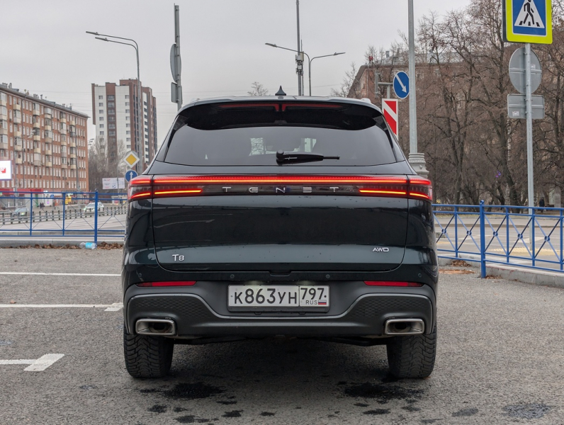 Родился в Калуге: тест-драйв среднеразмерного кроссовера Tenet T8