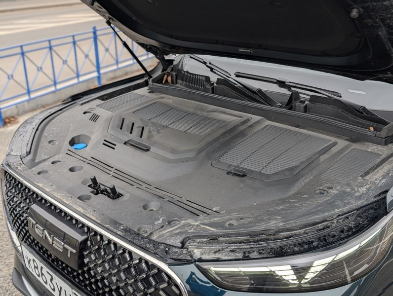 Родился в Калуге: тест-драйв среднеразмерного кроссовера Tenet T8