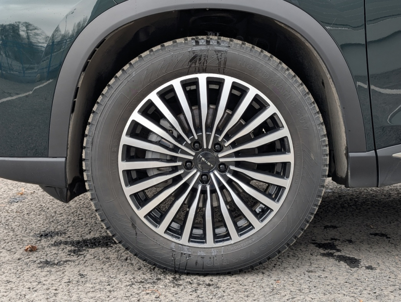 Родился в Калуге: тест-драйв среднеразмерного кроссовера Tenet T8