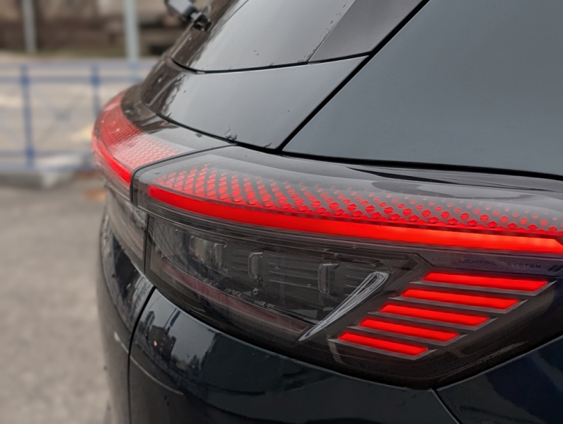 Родился в Калуге: тест-драйв среднеразмерного кроссовера Tenet T8