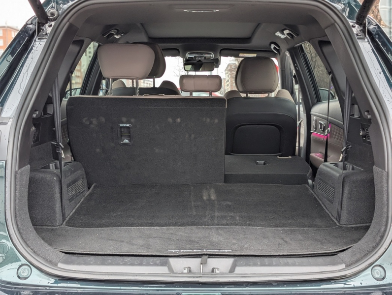 Родился в Калуге: тест-драйв среднеразмерного кроссовера Tenet T8