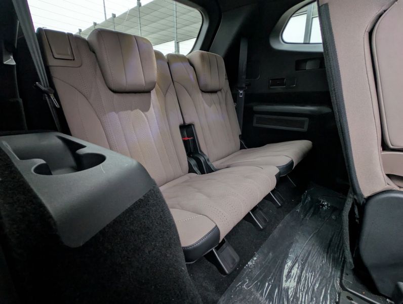 Родился в Калуге: тест-драйв среднеразмерного кроссовера Tenet T8