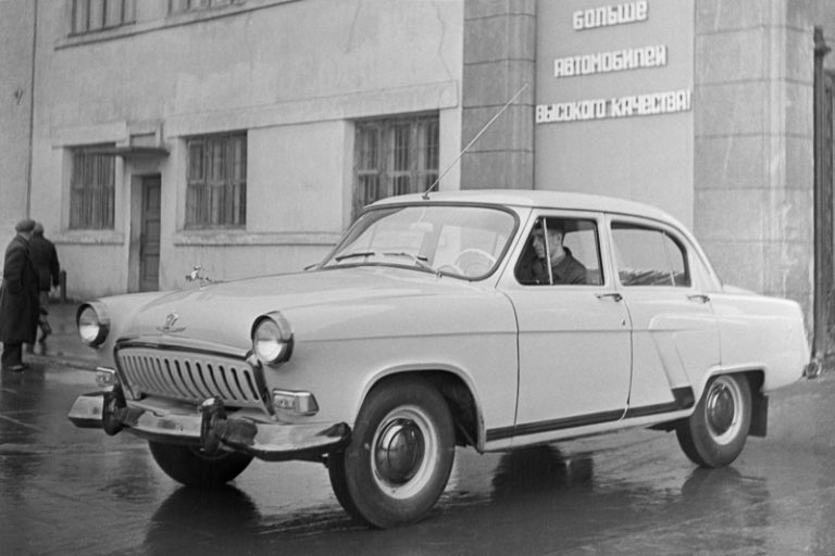 В России ГАЗ-21 «Волга» 1959 года сняли с хранения и продают за 35 млн рублей